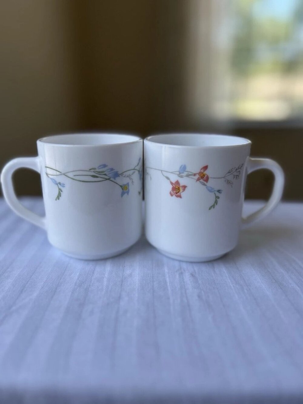 Arcopal France Odessa Flower Bloom Ceramic Coffee Mug Set of 2